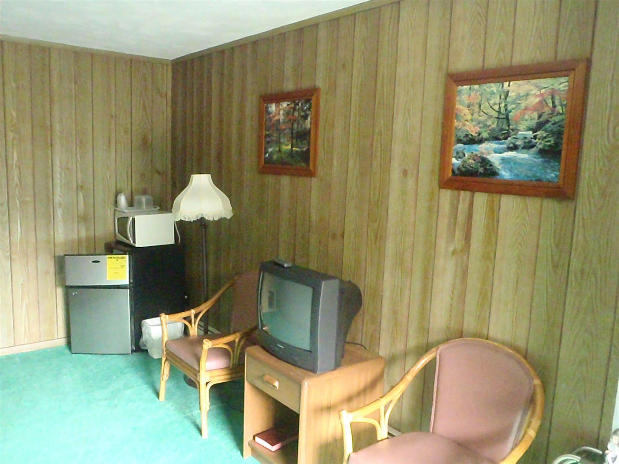 Heart Of The Berkshires Motel Pittsfield Esterno foto